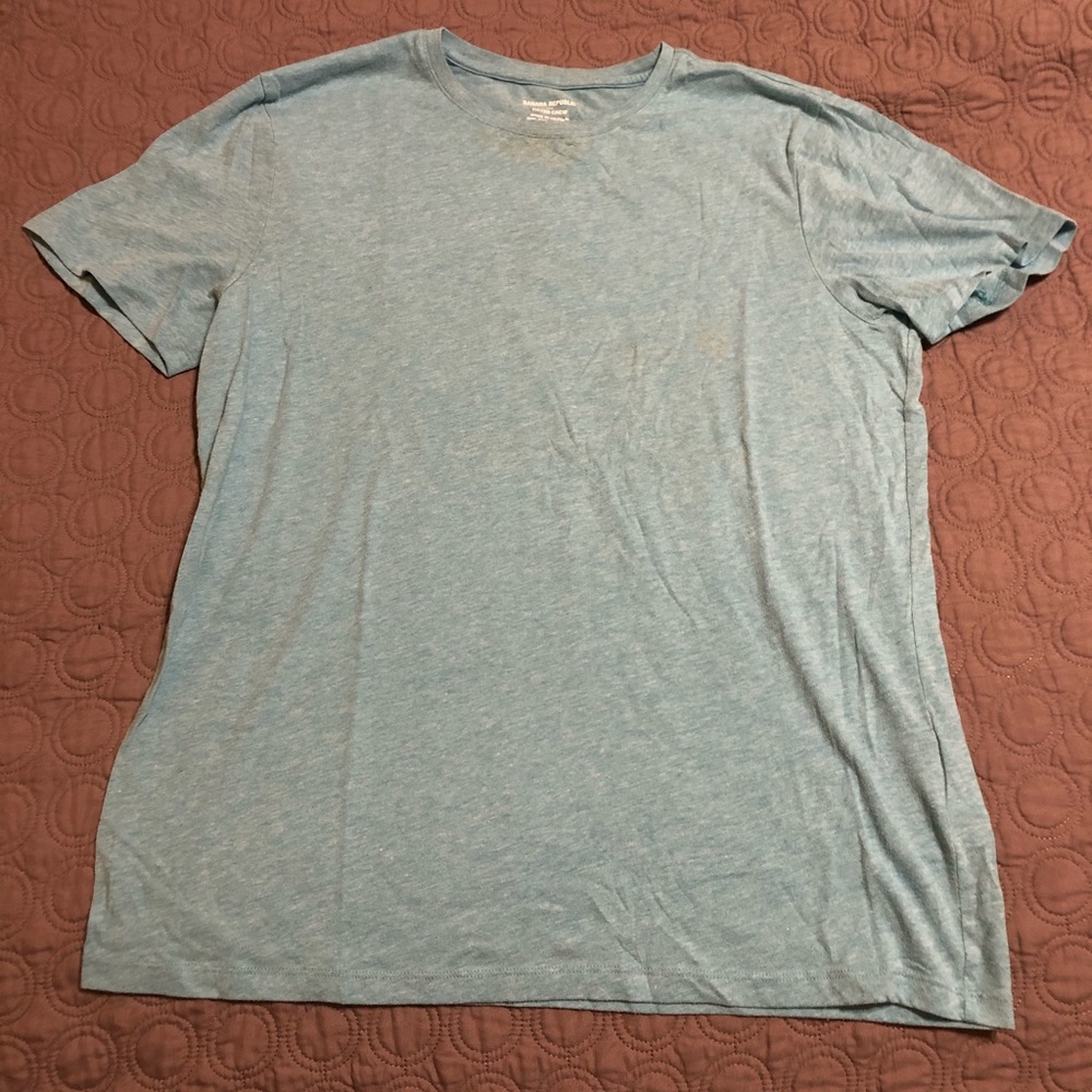Banana Republic Short Sleeve ( fitted crew )